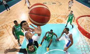 黄蜂险胜热火进东八争夺战！鲍尔30+10完成救赎